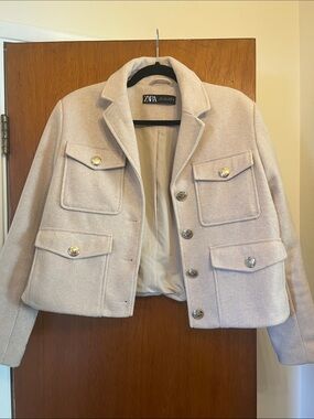 Zara Light Beige Cropped Jacket